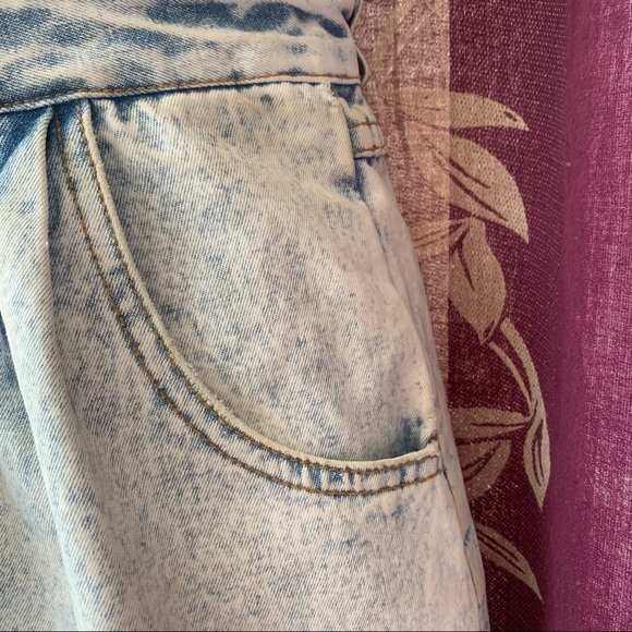 Jordache: Vintage Overall Shorts - Picture 8 of 16